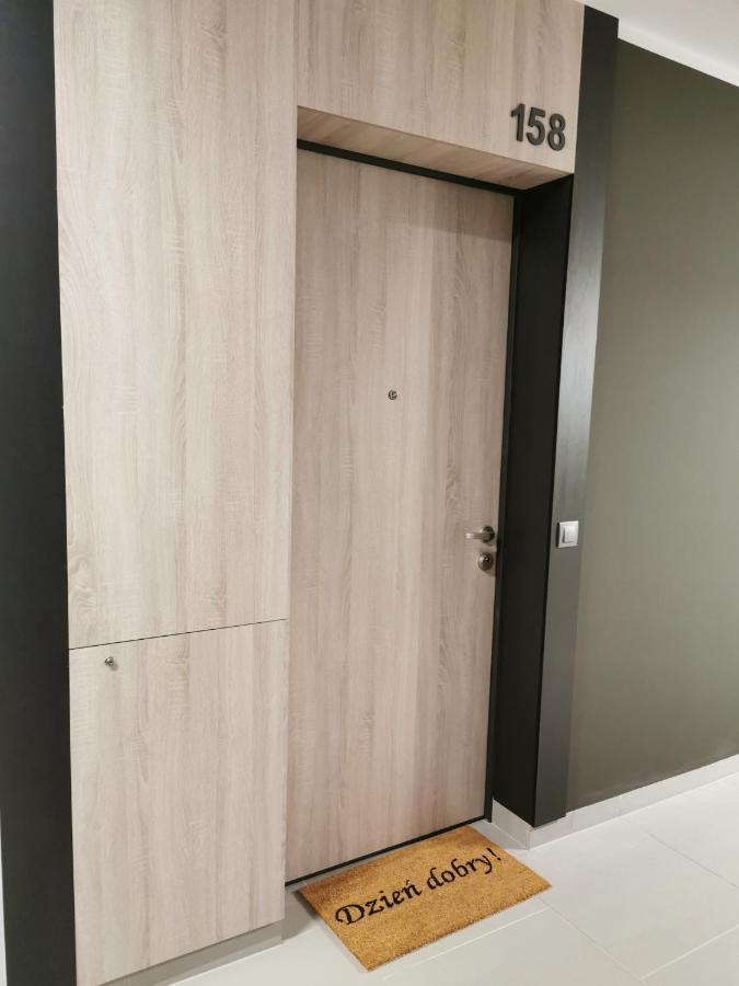 Apartament Przy Bursztynowym Stadionie Danzig Exterior foto