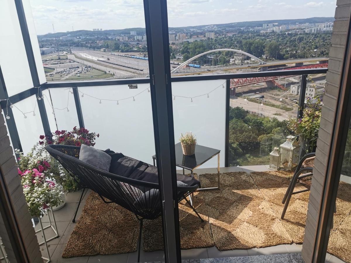 Apartament Przy Bursztynowym Stadionie Danzig Exterior foto